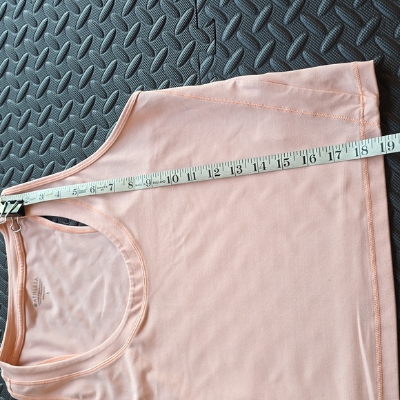 Athleta Shanti Crop Beach Peach- L - Picture 7 of 7